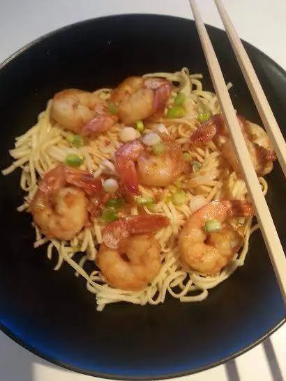 Nouilles aux scampis caramélisés, La cuisine de Laude
