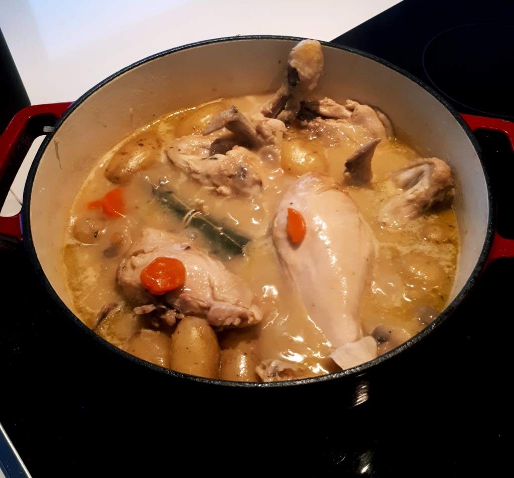 poulet champi carottes patates, La cuisine de Laude poulet champi carottes patates, La cuisine de Laude