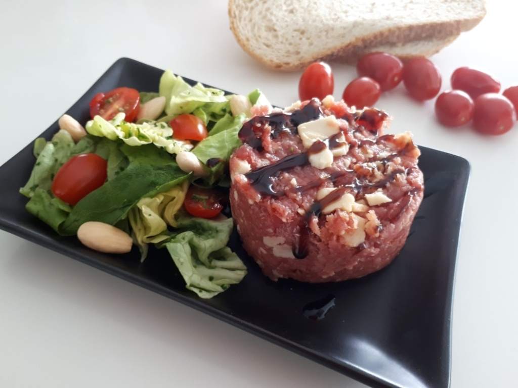 tartare de boeuf, La cuisine de Laude tartare de boeuf, La cuisine de Laude
