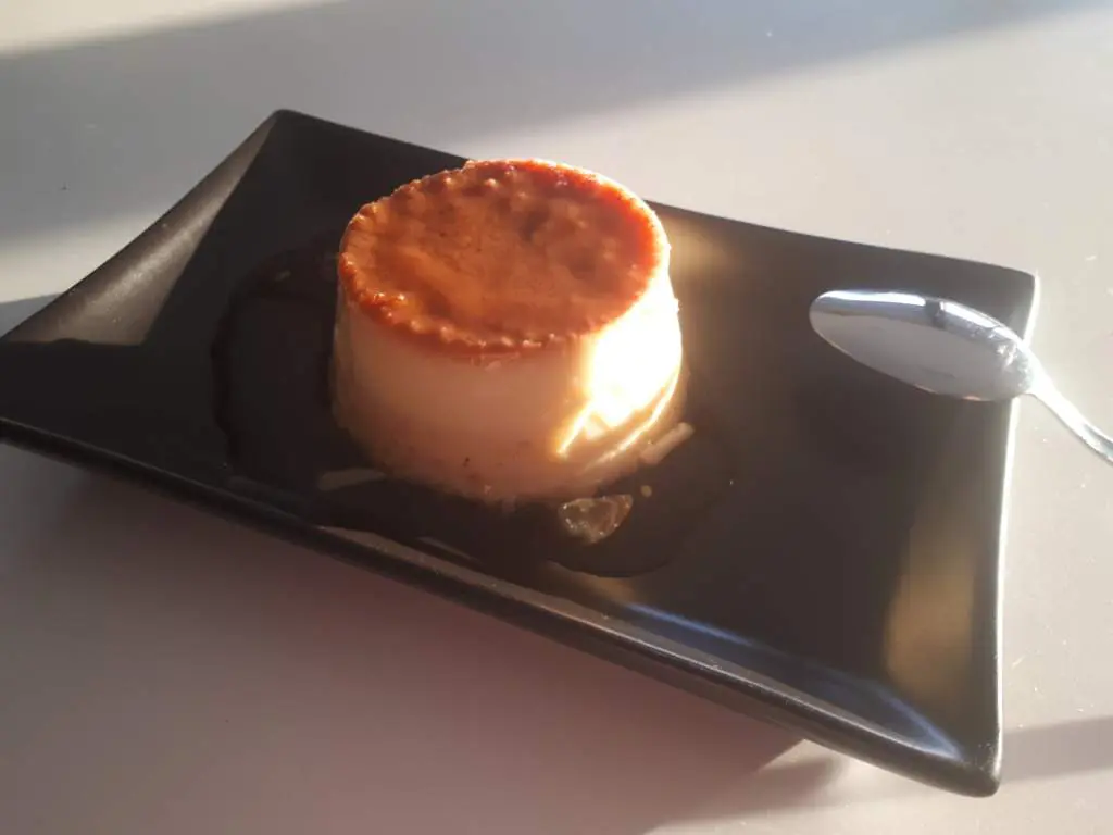 Crème caramel, La cuisine de Laude